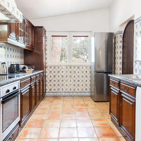 Villa Holiday Home Albufeira With Private Pool *