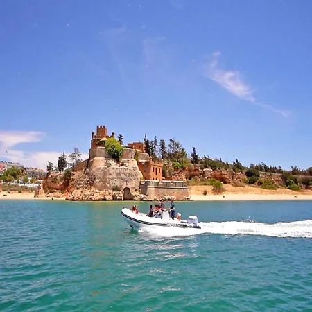 Charming With Private Pool